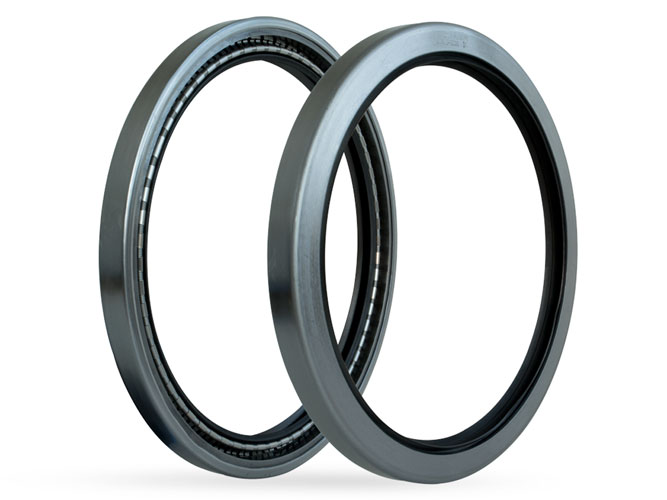 Garlock Heavy Duty Metal Case Seals are perfect for low-speed applications featuring moderate pressure.